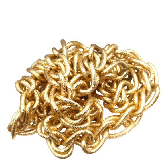 Vintage Textured Eloxal Necklace, Curb Double Link Chain, Lightweight Gold Tone - Picture 5 of 5